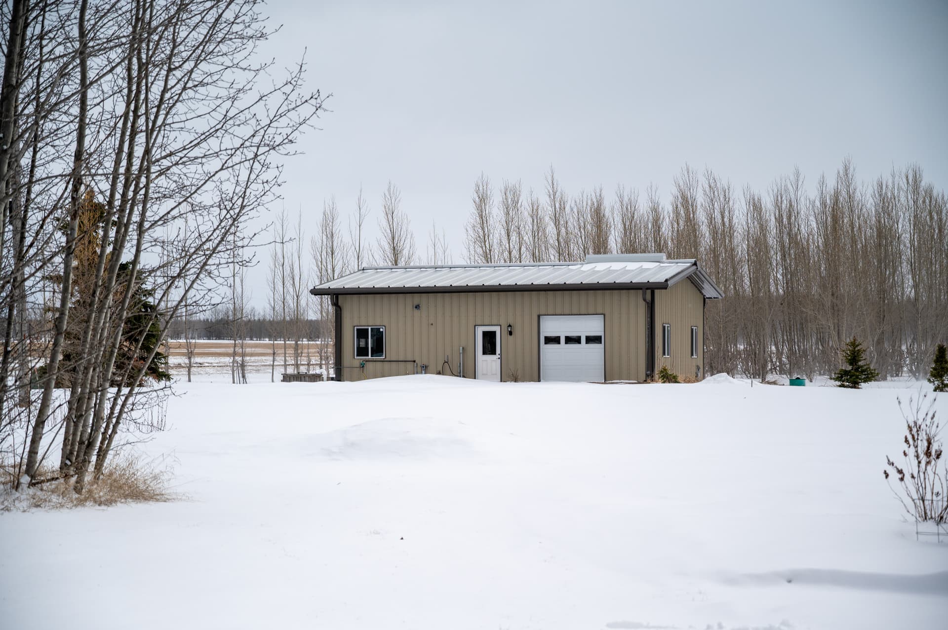 Property feature in the country acreage delivery demo