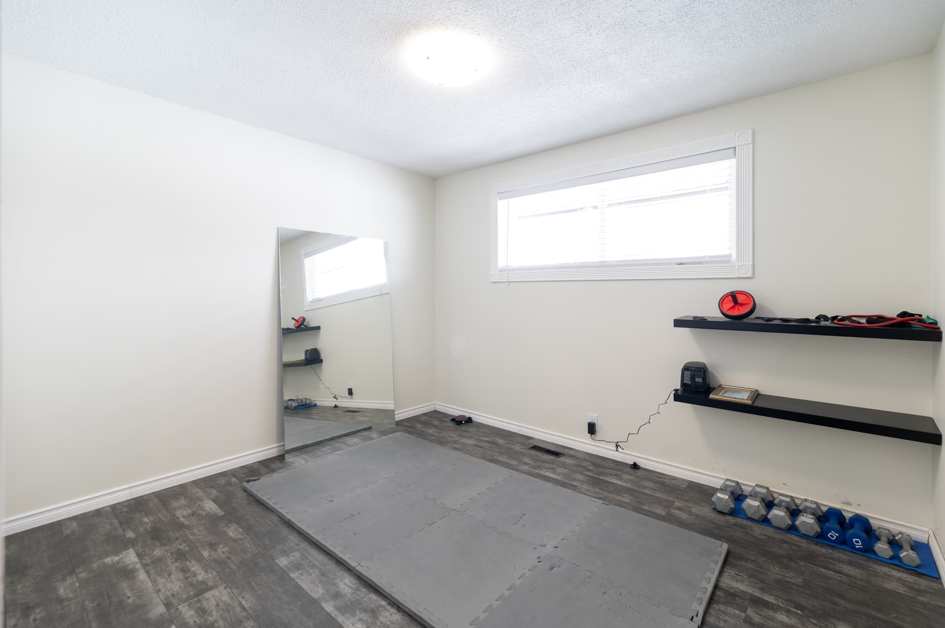 Second bedroom in the country acreage delivery demo